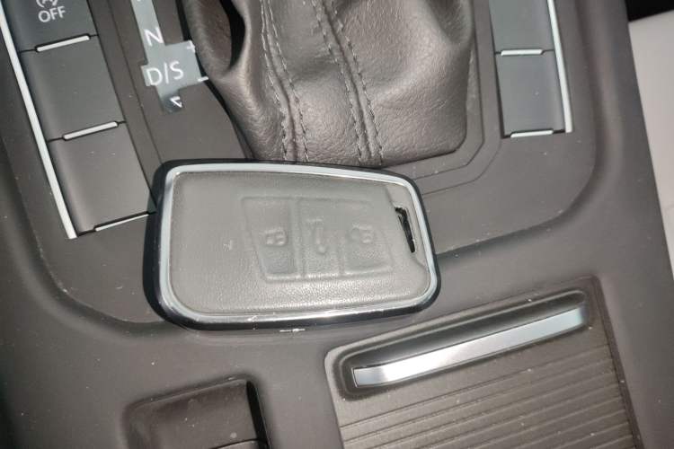 Used Volkswagen Magotan 2023 2 Million Units Limited Edition 330TSI DSG Leading Version Vehicle Key