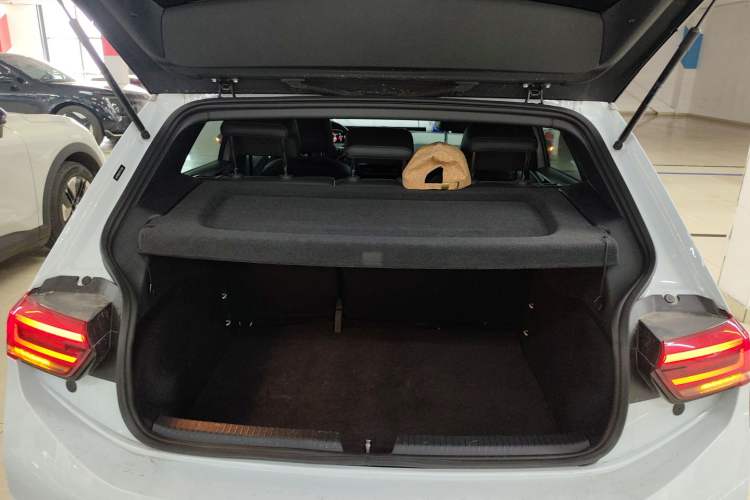 Used Volkswagen ID.3 2023 Upgraded Model Pure Intelligent Enjoyment Version Trunk