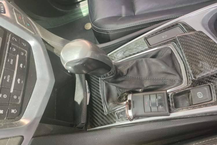 Used Cadillac SRX 2012 3.0L Comfort Model
