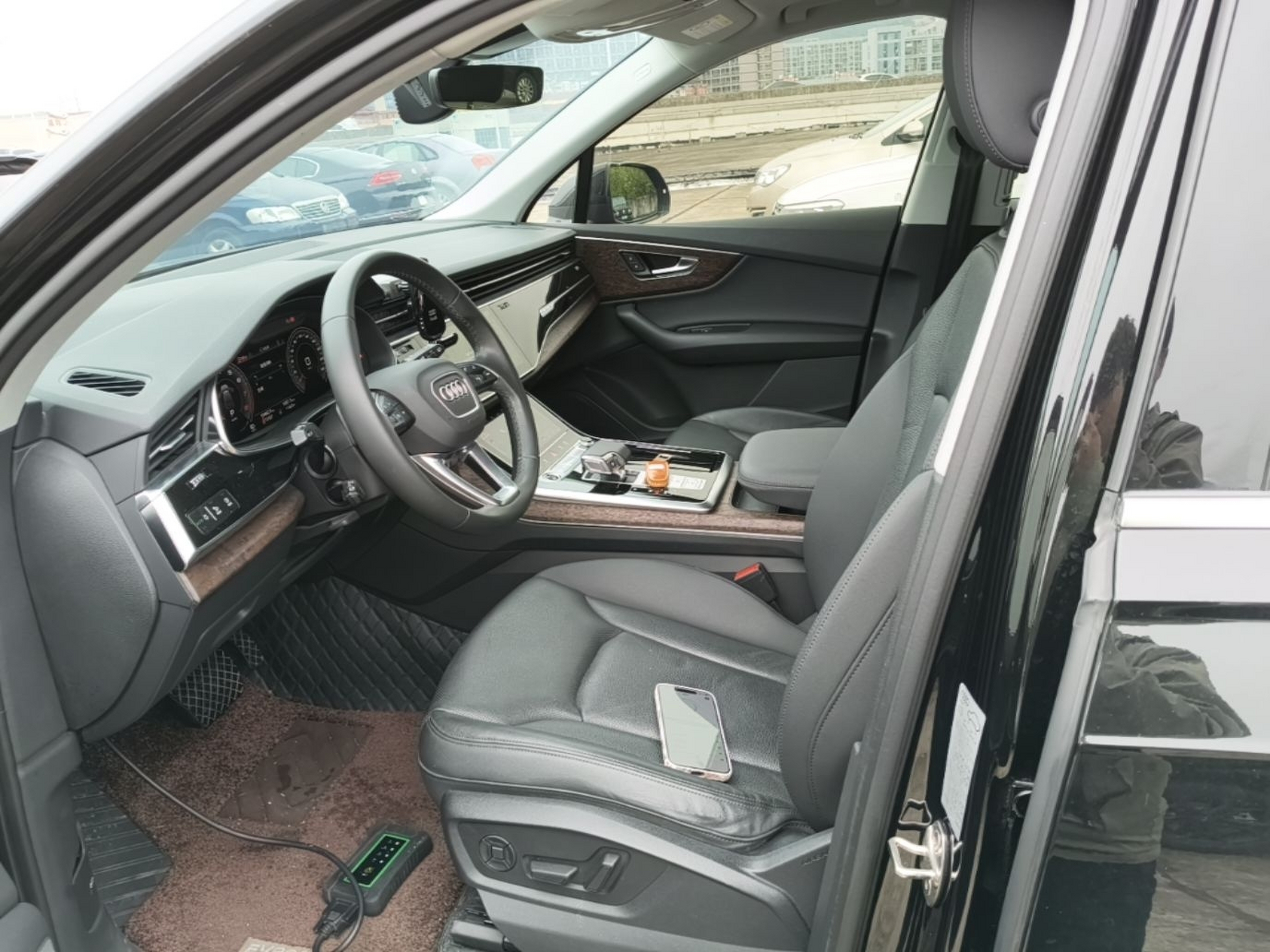 Interior delantero