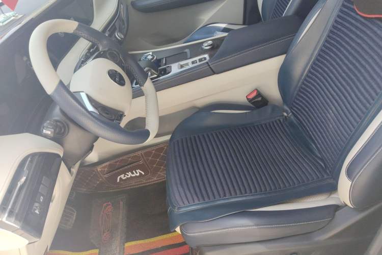 Used Dongfeng Aeolus Huge 2022 Mach Dual-Motor 1.5T MHD Dare-to-Dream Edition