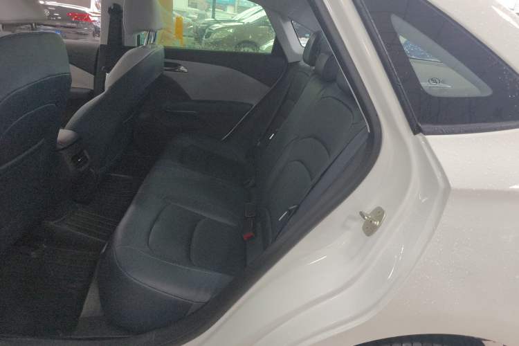 Used Chevrolet Monza 2023 1.5L Dual-Clutch Enjoyment Edition Left Rear Seat