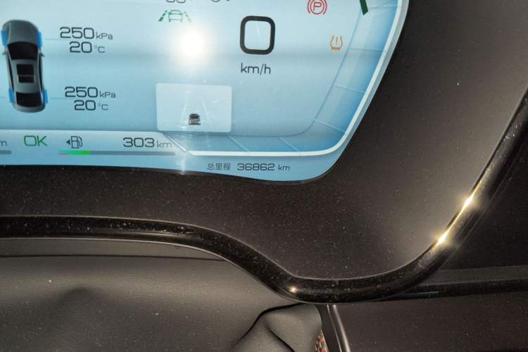 Used BYD Han 2022 DM-i 242km Flagship Model Odometer Close Up