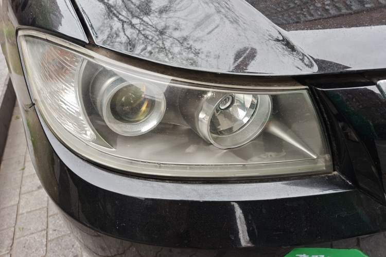 Used Lifan Auto 620 2010 Platinum Edition 1.5L Manual Premium Model Right Front Headlight