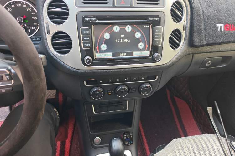 Used Volkswagen Tiguan 2015 1.8TSI Automatic Two-Wheel Drive Luxury Model