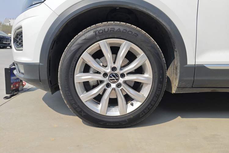 Used Volkswagen T-ROC 2022 280TSI DSG Two-Wheel Drive Elite PLUS Left Front Wheel Hub