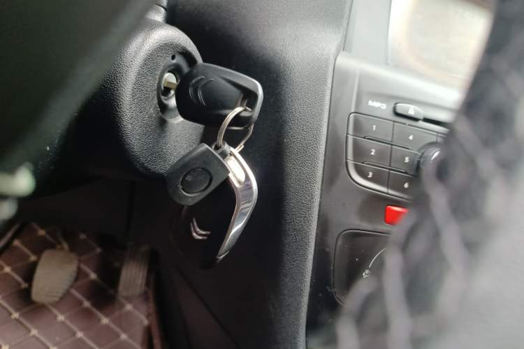 Used Citroen C4L 2014 1.8L Intelligent Drive Manual Enjoyment Model Vehicle Key