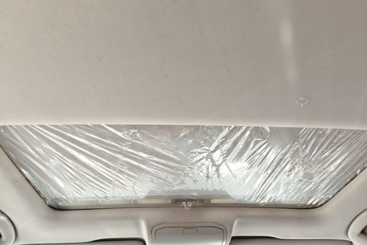 Used Volkswagen Bora 2018 1.5L Automatic Comfort Model Headliner