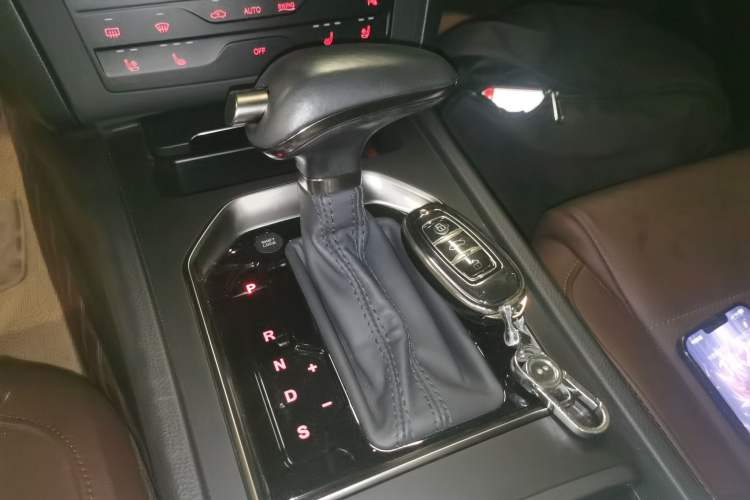 Used Hongqi H7 2018 2.0T Elite Edition
