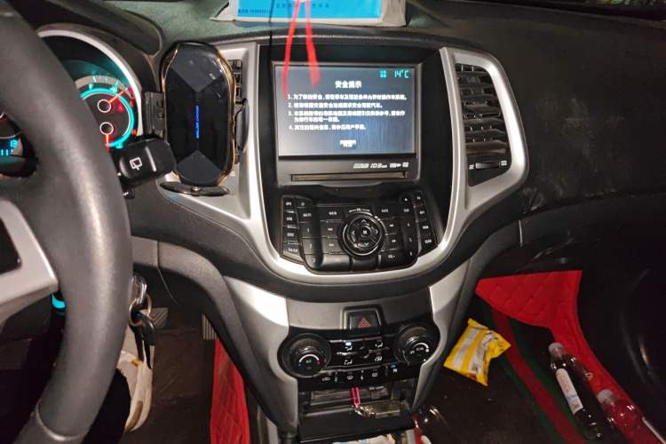 Used CHANGAN Eado 2013 1.6L Manual ZhiKu Model China IV Standard
