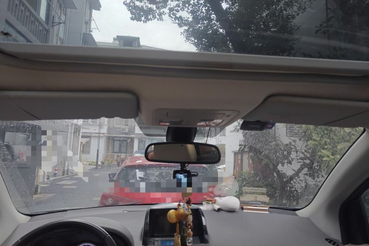 Used Renault Koleos 2013 2.5L Two-Wheel Drive Comfort Edition
