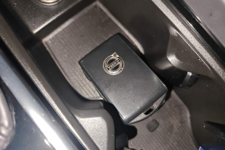 Used Volvo XC60 2021 T5 4x4 Smart Luxury Edition
