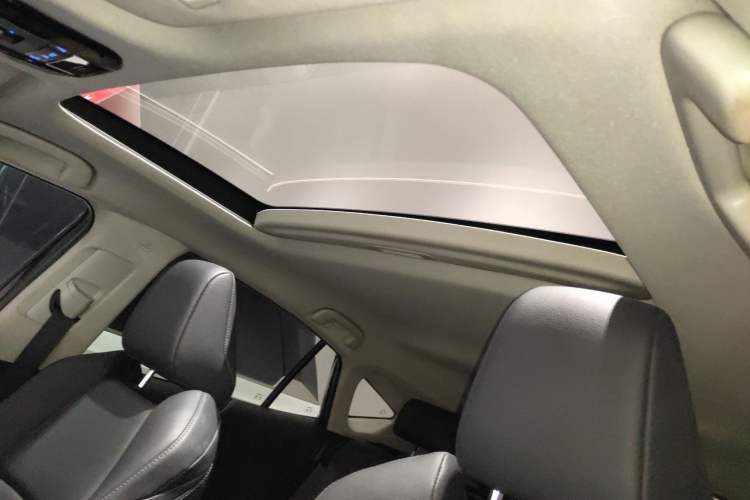 Used Toyota Venza 2022 2.0L CVT Two-Wheel Drive Luxury Edition
