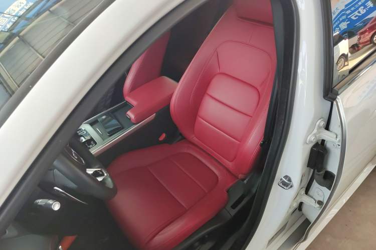 Used Jaguar XEL 2023 2.0T 250 PS R-DYNAMIC S Advanced Sport Edition
