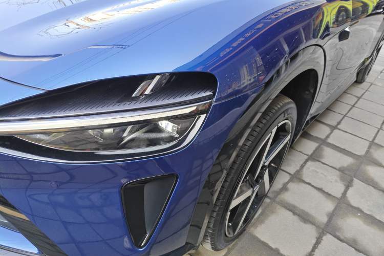 Used Xiaomi Auto YU7 2025 Ultra-Long Range High-Performance All-Wheel-Drive Max Edition