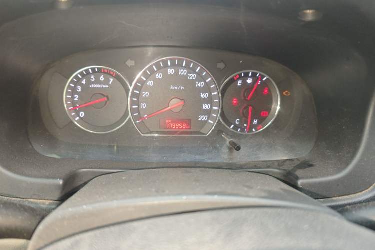 Used CHANGAN Alsvin V3 2012 1.3L Manual Luxury Version China IV Standard Instrument Cluster