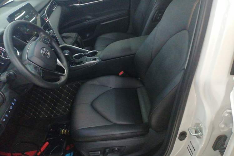 Used Toyota Camry 2021 2.0G Luxury Edition