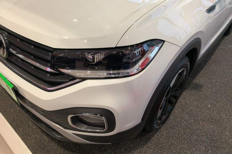 Used Volkswagen Tacqua 2021 200TSI DSG JoyConnect Edition
