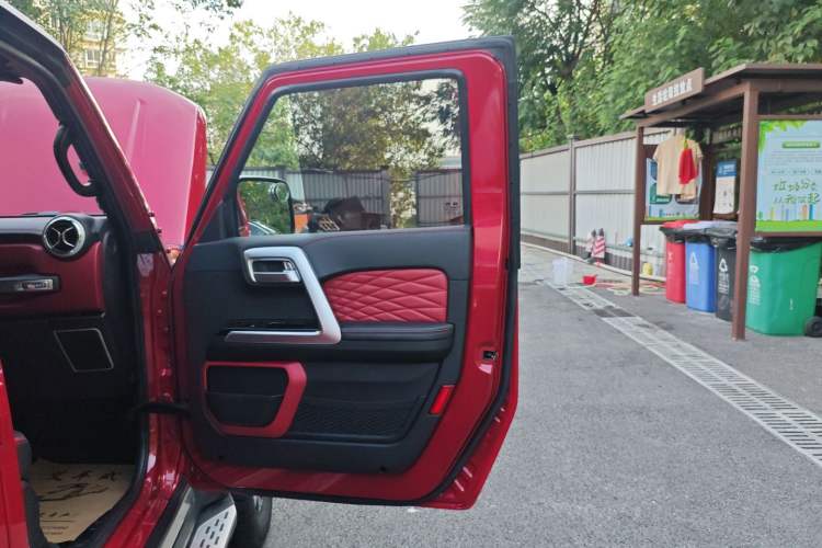 Used BAIC Off-Road BJ40 2023 2.0T Automatic Four-Wheel Drive Urban Hunter Edition Chivalrous Type