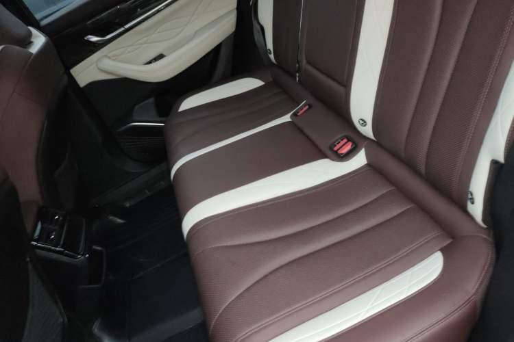 Used Geely Auto Monjaro L 2021 2.0TD DCT EVO Two-Wheel Drive Prestige Version
