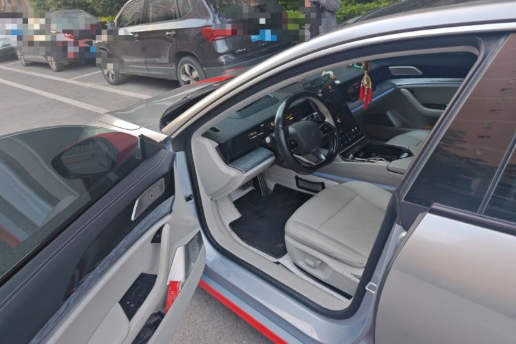 Used NETA S 2022 Pure Electric 715 km Range Rear-Wheel Drive Mid-Range Version Interior 3