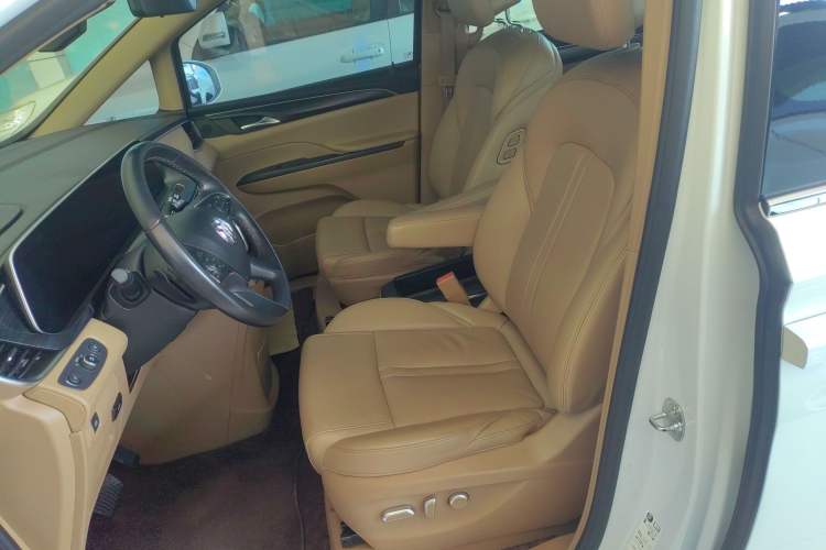 Used Buick GL8 2021 ES Land Cruiser 653T Luxury Edition