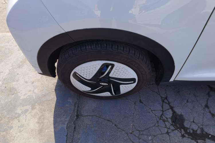 Used Chery Little Ant 2023 Updated Version 251 km Love Edition Lithium Iron Phosphate