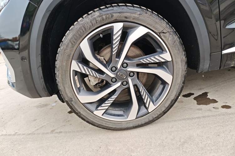 Used Geely Auto Monjaro L 2021 2.0TD DCT EVO Two-Wheel Drive Smart Luxury Version Left Front Wheel Hub