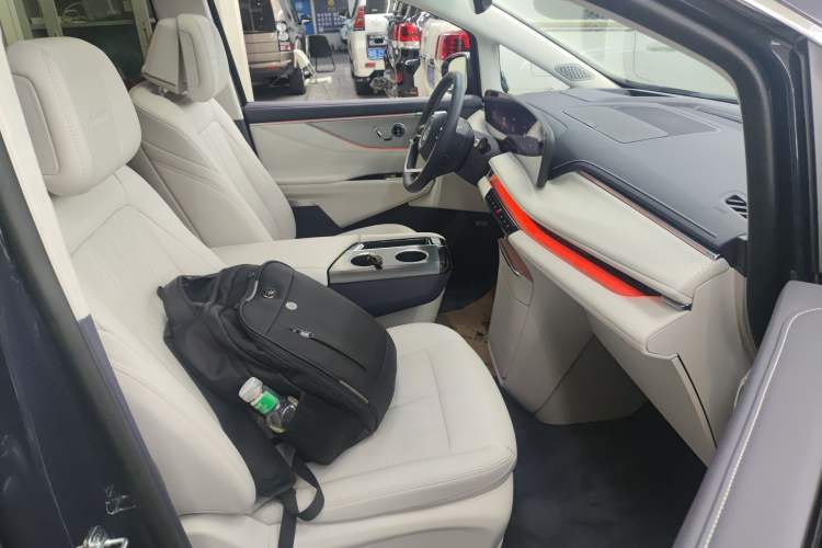 Used Buick GL8 New Energy 2026 Model Lu Zun Luxury Edition
