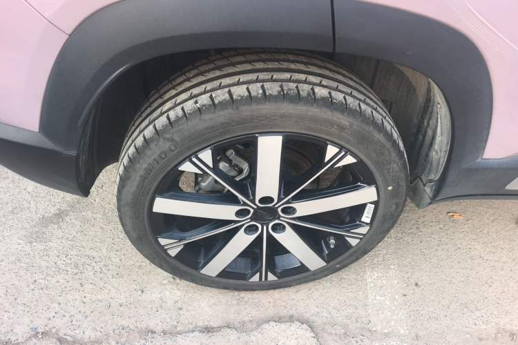 Used Geely Auto icon 2025 Linglong 1.5TD Ruyi Edition Exterior 2