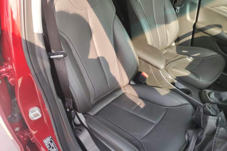 Used Buick GT 2018 18T Automatic Elite Model
