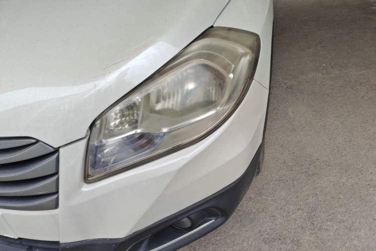 Used Suzuki S-Cross 2014 1.6L CVT Two-Wheel Drive Entry Model
