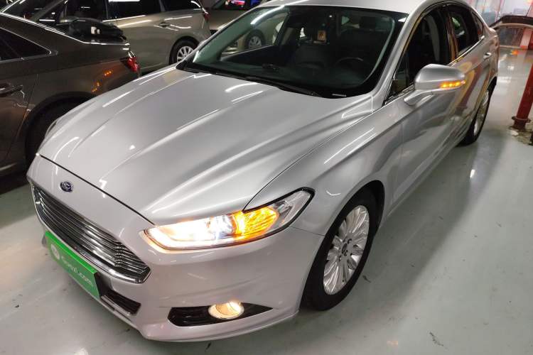 Used Ford Mondeo 2013 2.0L GTDi 200 Fashion Edition