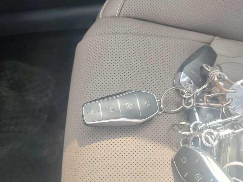 Used BYD Han 2025 Model EV Intelligent Driving Edition 635KM Flagship — 8