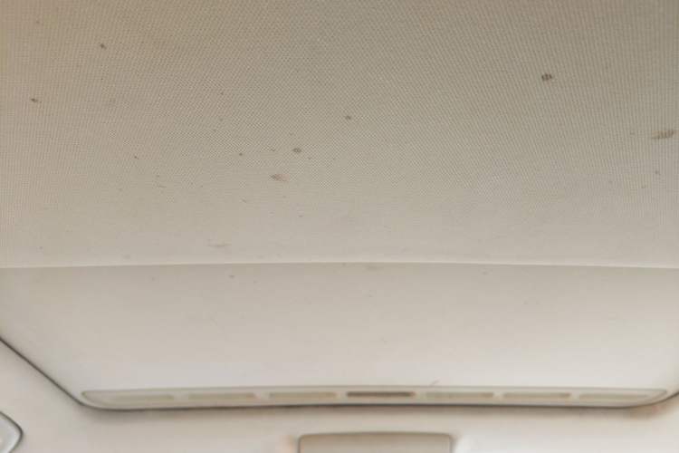 Used Volkswagen Lavida 2013 1.6L Automatic Luxury Edition Headliner