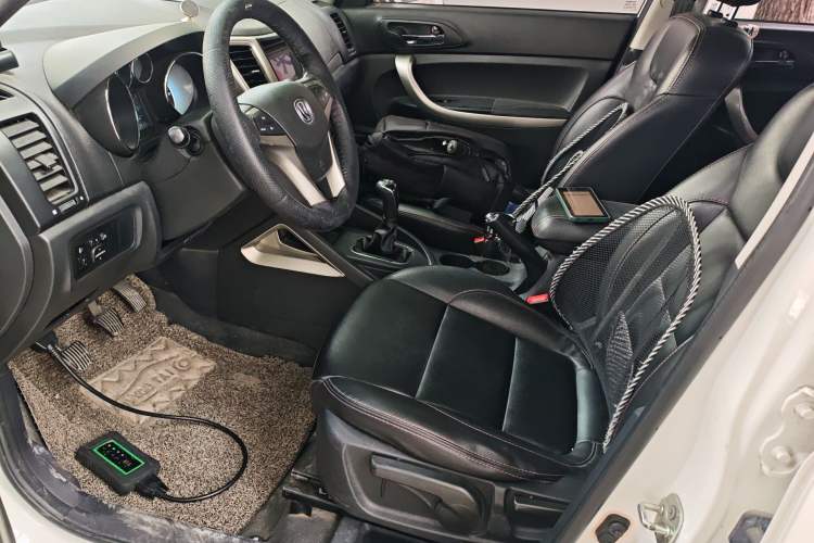 Used CHANGAN CS35 2014 1.6L Manual Luxury Model China IV Standard Left Front Seat