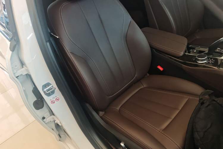 Used BMW 5 Series 2019 525Li M Sport Package
