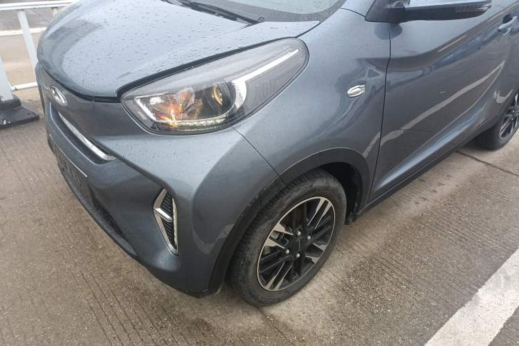 Used Chery Little Ant 2023 Updated Version 251 km Love Edition Lithium Iron Phosphate