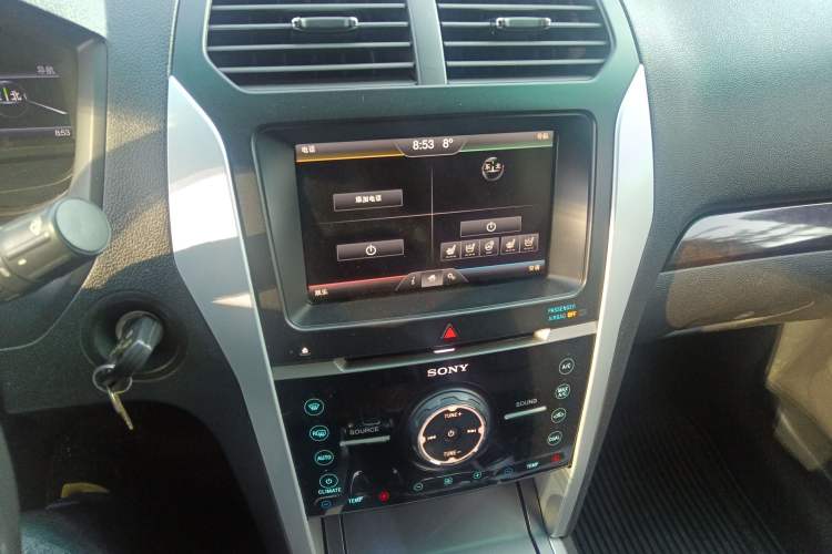 Used Ford Explorer 2013 3.5L Deluxe Model