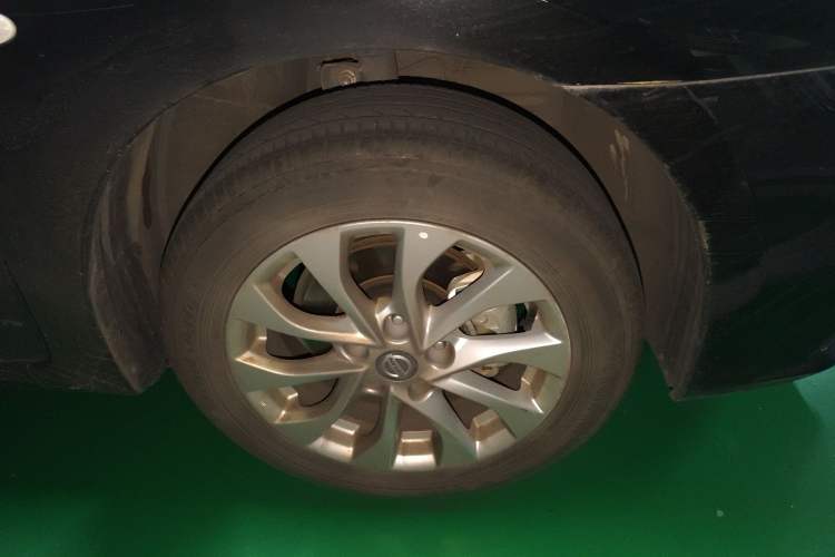 Used Nissan Sylphy 2022 Classic 1.6XE CVT Comfort Edition Right Front Wheel Hub