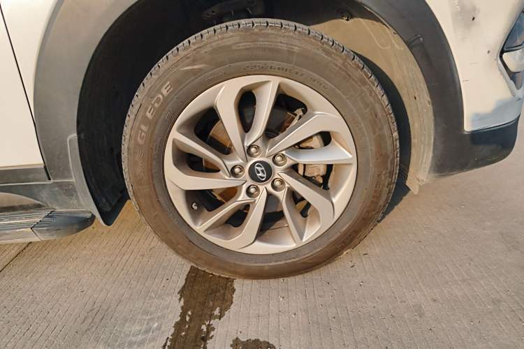 Used Hyundai Tucson 2015 1.6T Dual-Clutch Two-Wheel-Drive Smart Model
