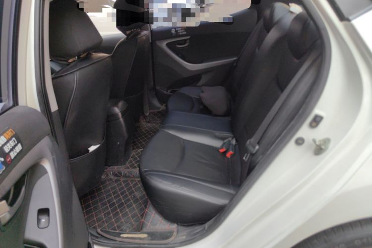 Used Hyundai Elantra (5th Generation / Langdong) 2015 1.6L Automatic Fashion Model
