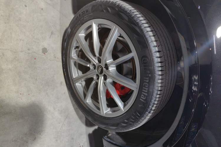 Used Audi Q5L 2025 quattro 45th Anniversary Edition 40 TFSI Luxury Dynamic Model
