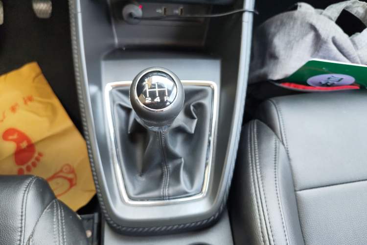 Used MG ZS 2018 1.5L Manual Comfort Edition China V Standard