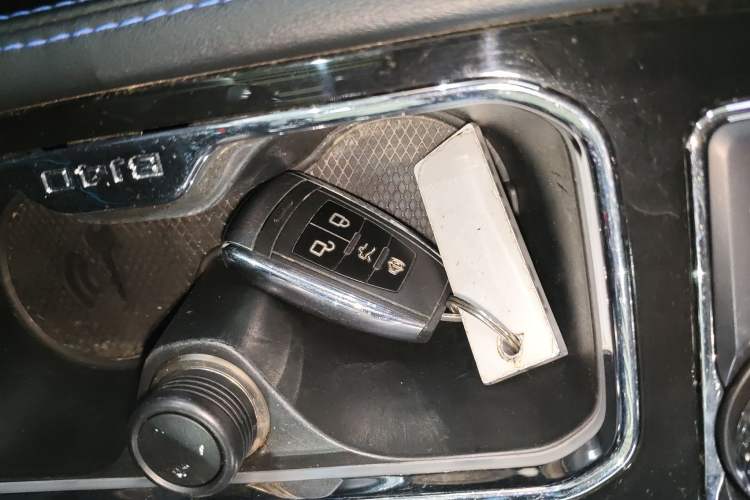 Used BAIC Off-Road BJ40 2018 PLUS 2.3T Automatic Four-Wheel Drive Flagship Version China V Emission Standard