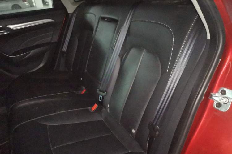 Used Roewe i6 2017 20T Automatic Internet Smart Edition