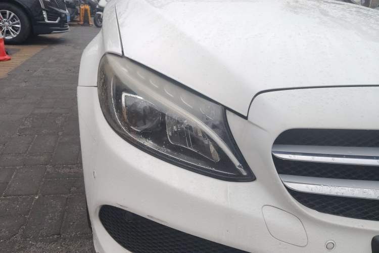 Used Mercedes-Benz C-Class 2015 Restyled C 180 L Sport Edition Right Front Headlight