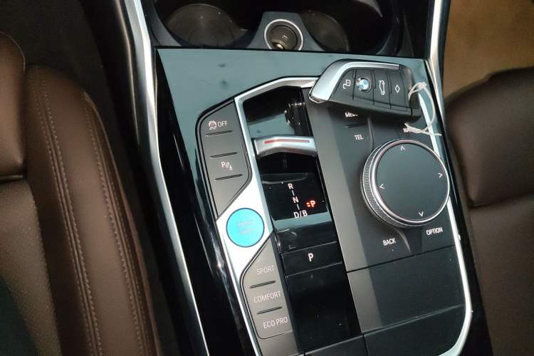 Used BMW i3 2022 eDrive 35 L
