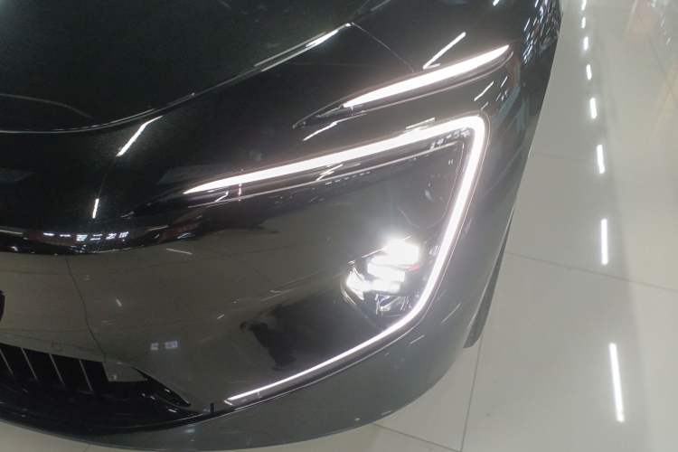 Used Avatr 12 2025 Updated Ultra All-Electric Four-Wheel Drive
