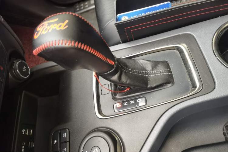 Used Ford Everest 2016 2.0T Gasoline Automatic 4x4 Luxury Edition
